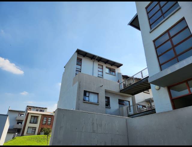 1 BEDROOM FLAT TO LET IN MIDRIDGE PARK